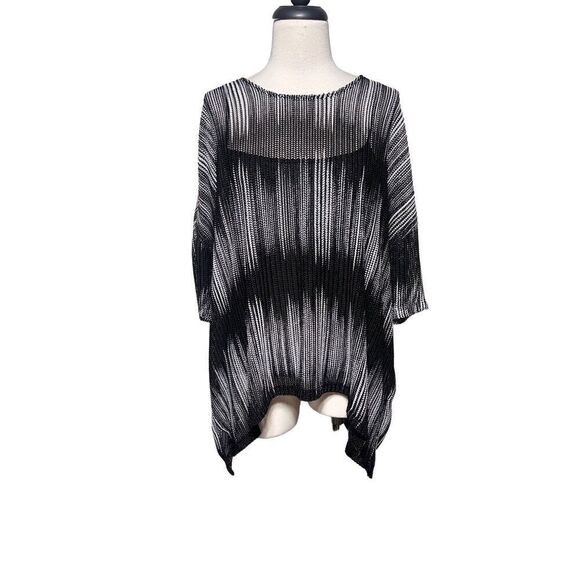 Alberto Makali Black and White 2pc Boxy Crinkle Blouse with Tank - Picture 1 of 5